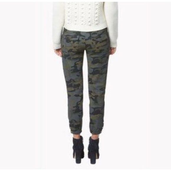 Veronica Beard 'Field Cargo'Camouflage Pants green tones size 6 NWT - Picture 2 of 5